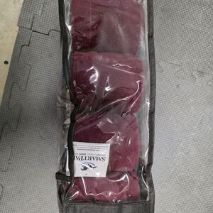 SmartPak Burgundy Pet Wraps